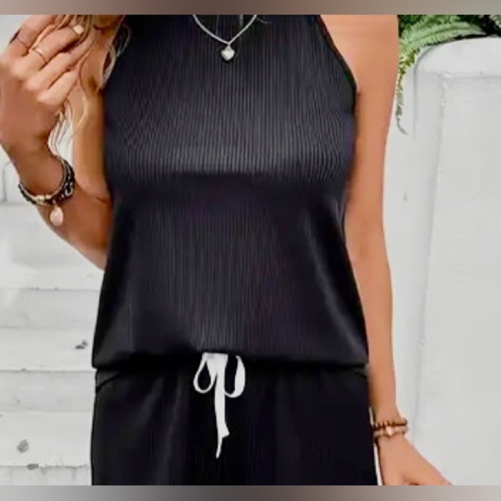 2pcs Women's Casual Elastic Sports Vest and Shorts Set